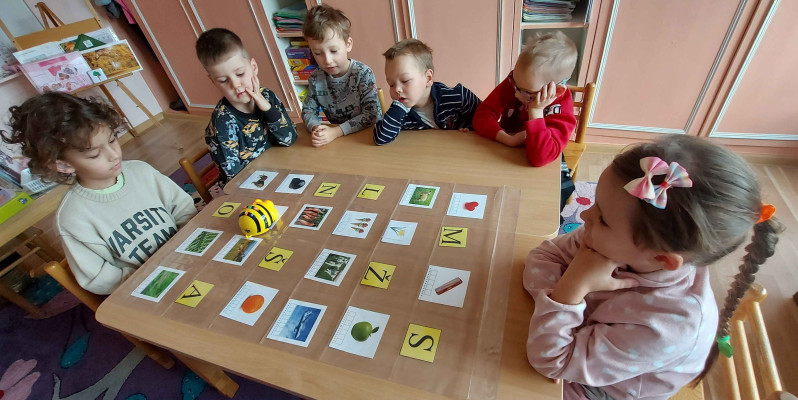 Garsų kelionė su Bitute